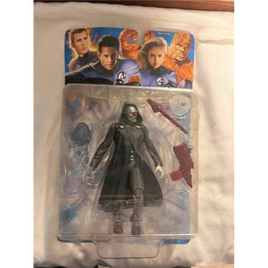 NEW MARVEL FANTASTIC 4 ELECTRIC POWER DR. DOOM WITH BOLT BLAST TOYBIZ 2005! E8